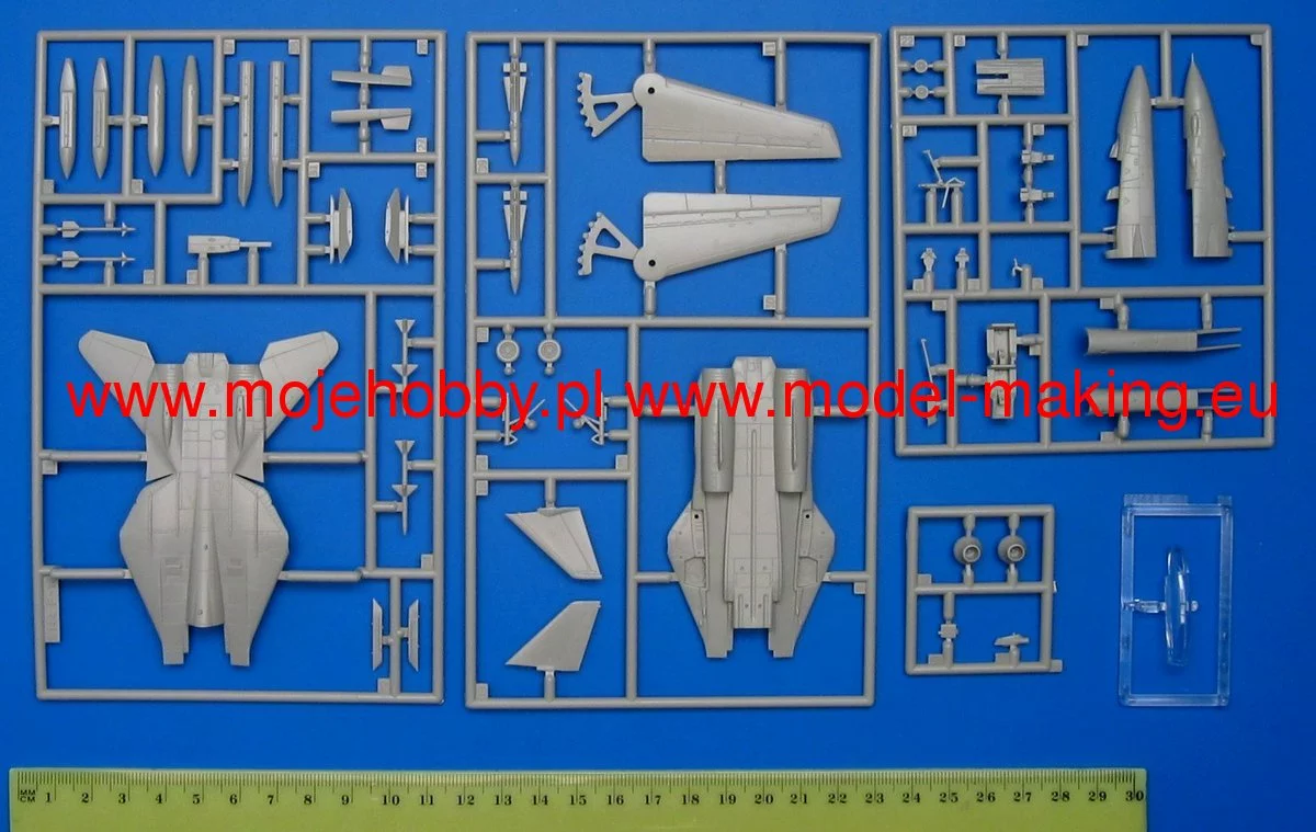 Revell 04021 F-14A Tomcat 8 Revell 04021 F-14A Tomcat - Image 8