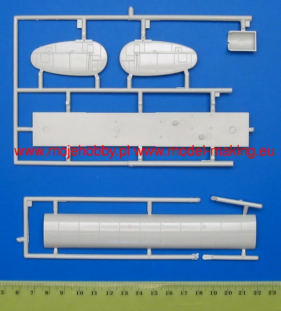 Revell 04300 Avro Lancaster Mk.I/III 10 Revell 04300 Avro Lancaster Mk.I/III - Image 10