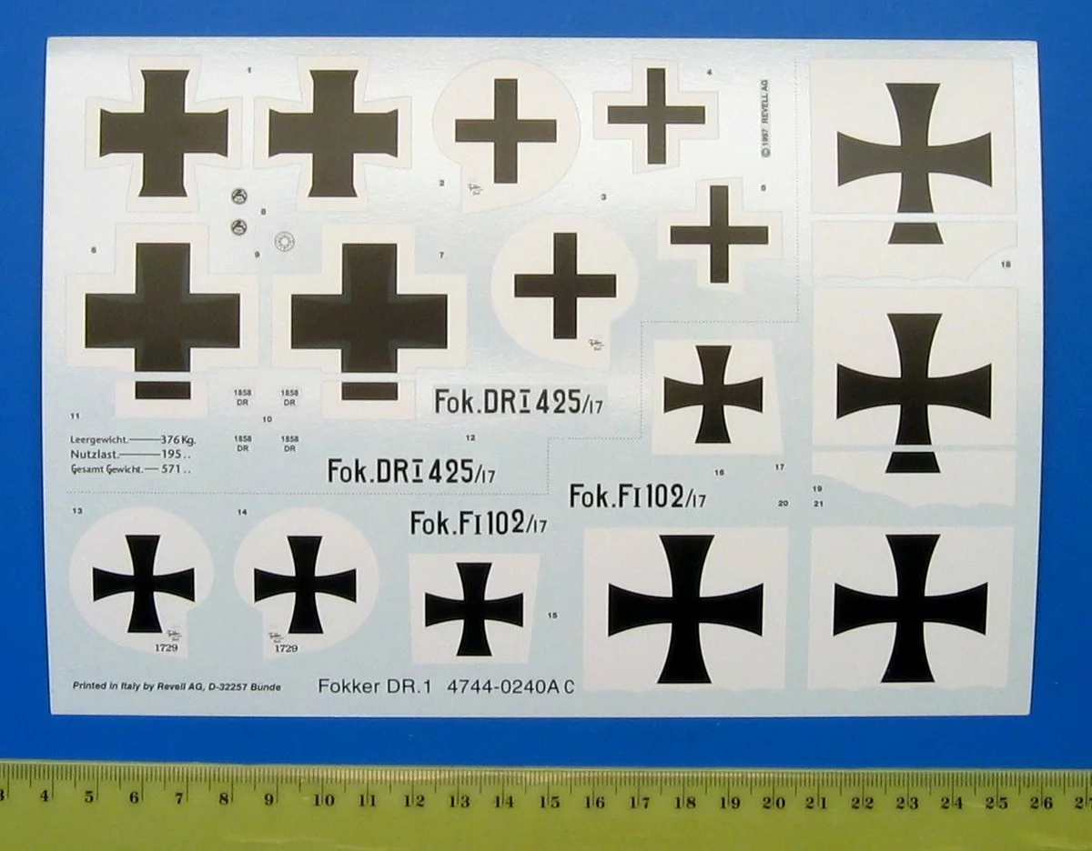 Revell 04744 Fokker Dr.I Richthofen 6 Revell 04744 Fokker Dr.I Richthofen - Image 6