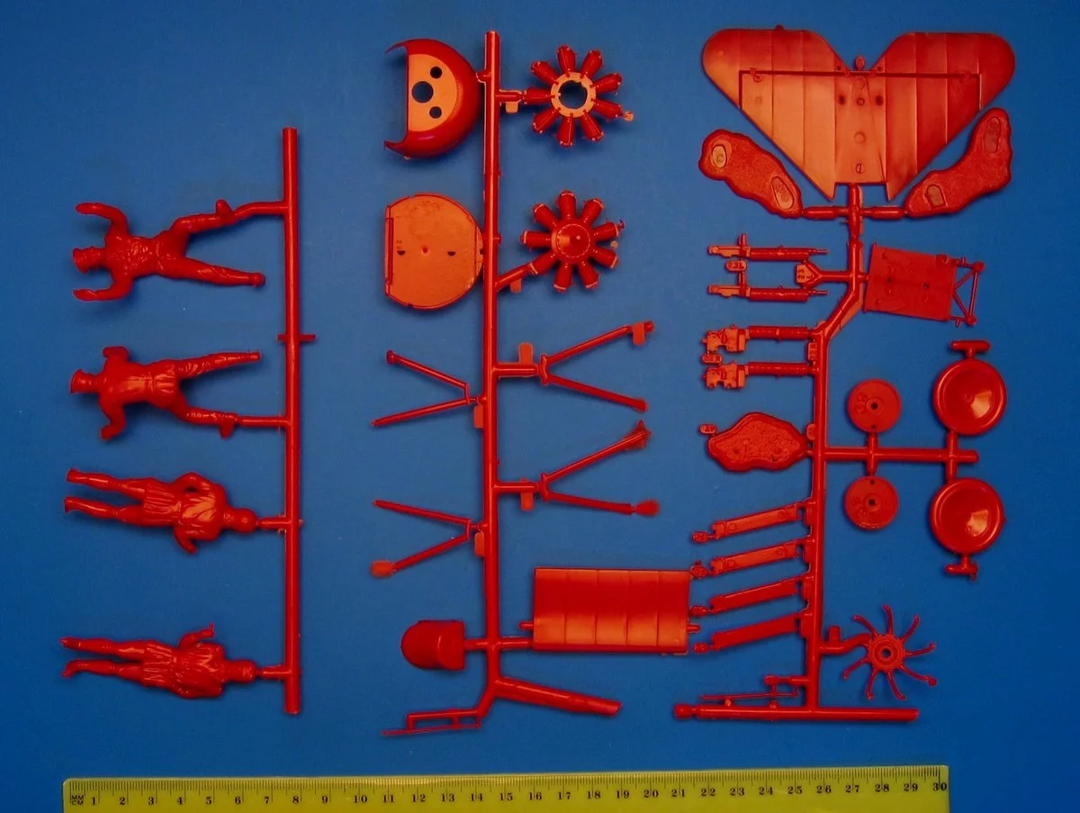 Revell 04744 Fokker Dr.I Richthofen 8 Revell 04744 Fokker Dr.I Richthofen - Image 8