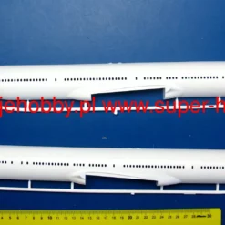 Revell 04945 Boeing 777-300ER -Revell 15637 1 rev04945 3