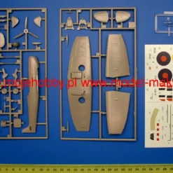 Revell 64164 Supermarine Spitfire Mk V (model Set) -Revell 2054 1110 1 rev4164 1