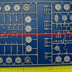 Revell 05790 75 Years Tiger (Model Set) -Revell 21080 1 rev05790 6