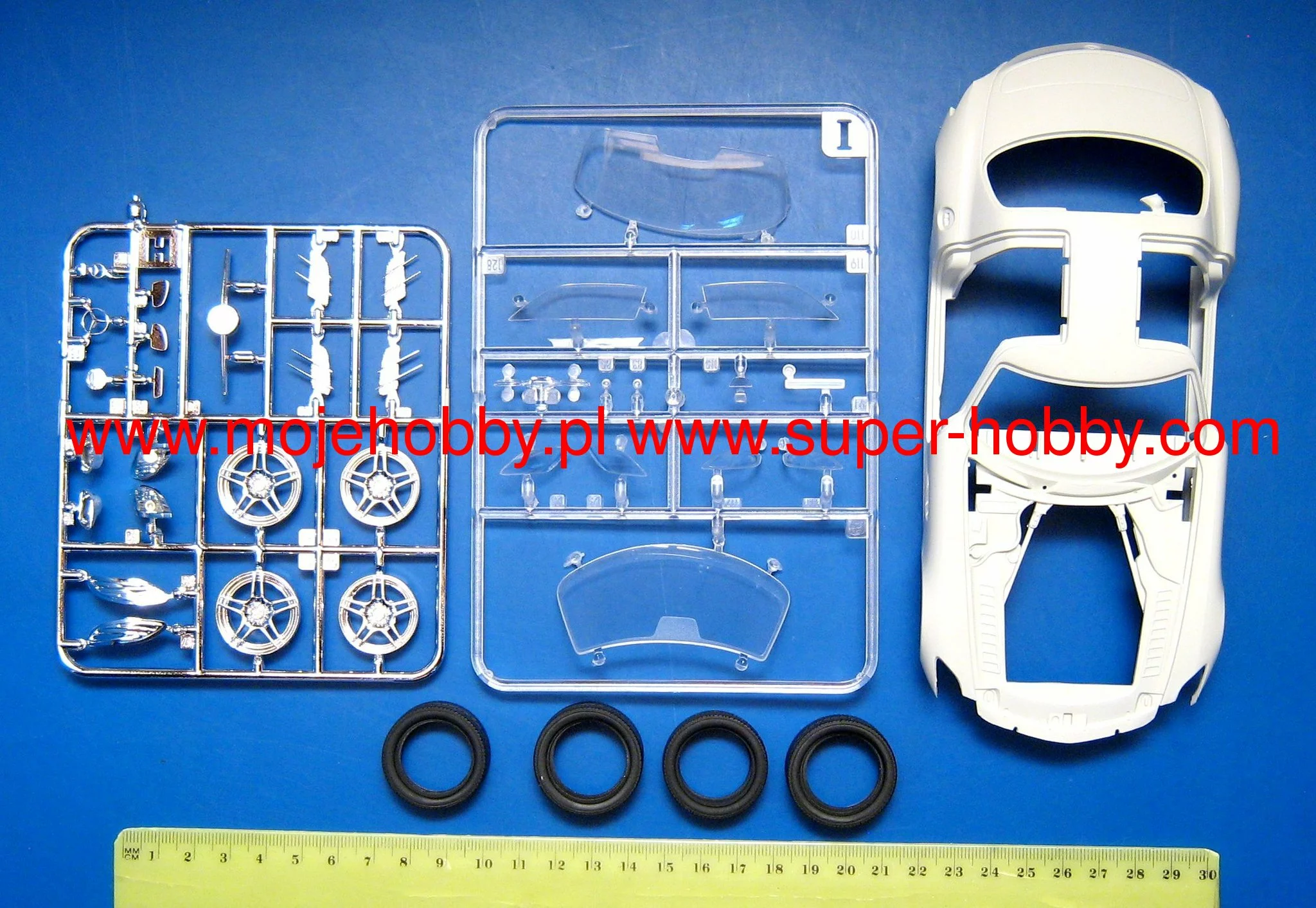 Revell 07100 Mercedes-Benz SLS AMG 7 Revell 07100 Mercedes-Benz SLS AMG - Image 7