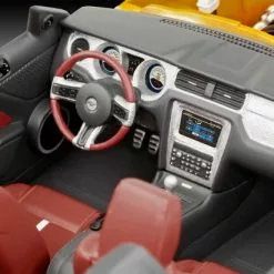 Revell 07046 2010 Ford Mustang GT -Revell 25776 07046 d04 2010 ford mustang gt