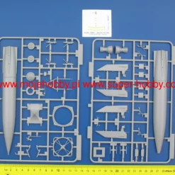 Revell 03309 German A4/V2 Rocket 16 Revell 03309 German A4/V2 Rocket -Revell 27239 1 rev03309 1