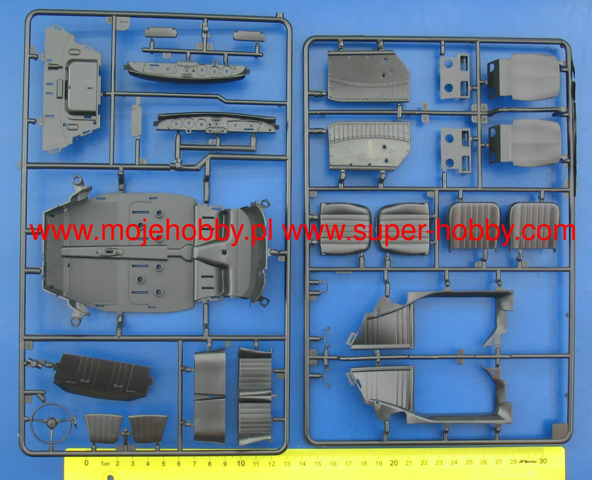 Revell 07679 Porche 356 Coupe EA 9 Revell 07679 Porche 356 Coupe EA - Image 9