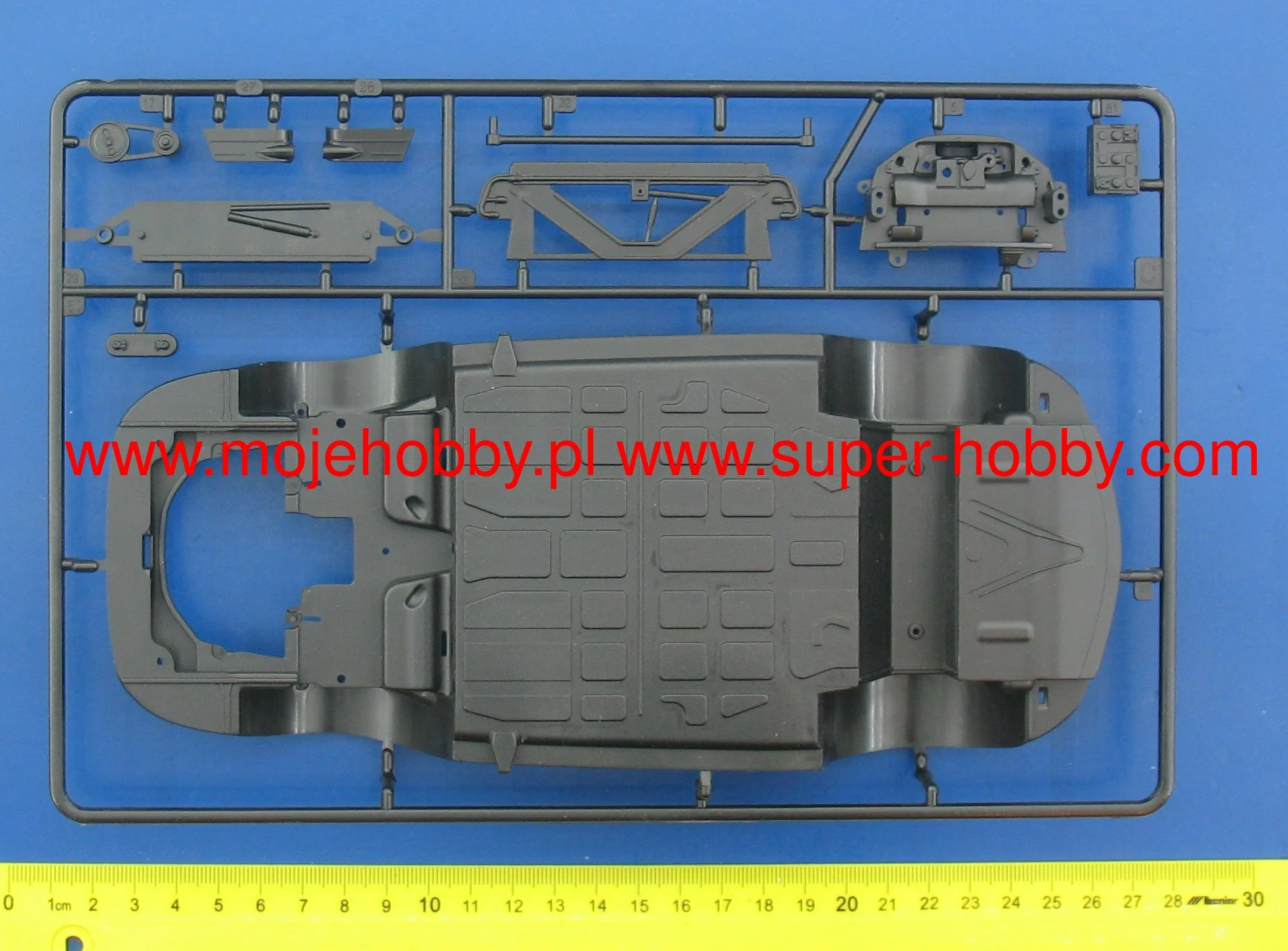 Revell 07679 Porche 356 Coupe EA 10 Revell 07679 Porche 356 Coupe EA - Image 10