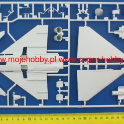 Revell 03884 Eurofighter "Ghost Tiger" -Revell 28453 1 rev03884 2