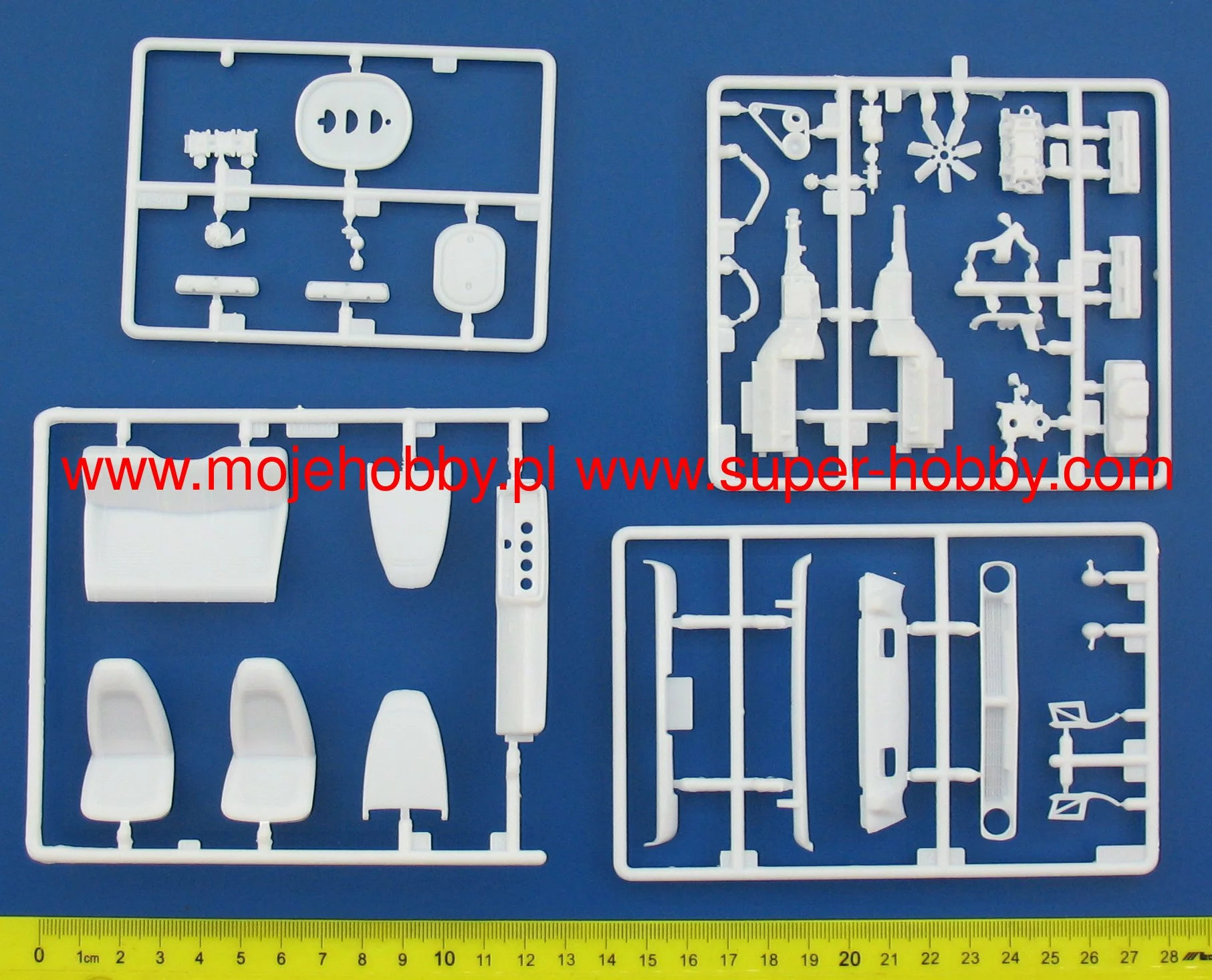 Revell 07664 '70 Plymouth AAR Cuda 5 Revell 07664 '70 Plymouth AAR Cuda - Image 5