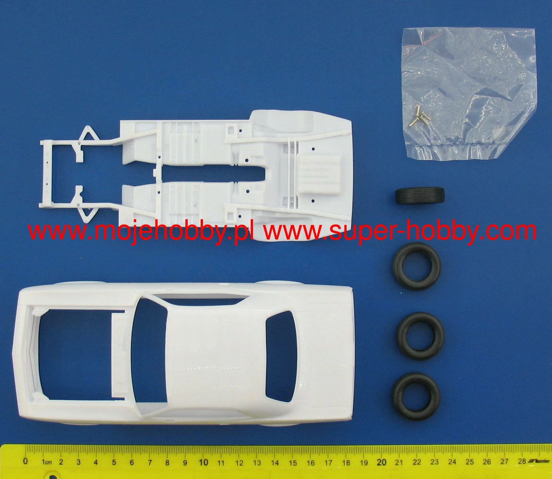 Revell 07664 '70 Plymouth AAR Cuda 6 Revell 07664 '70 Plymouth AAR Cuda - Image 6