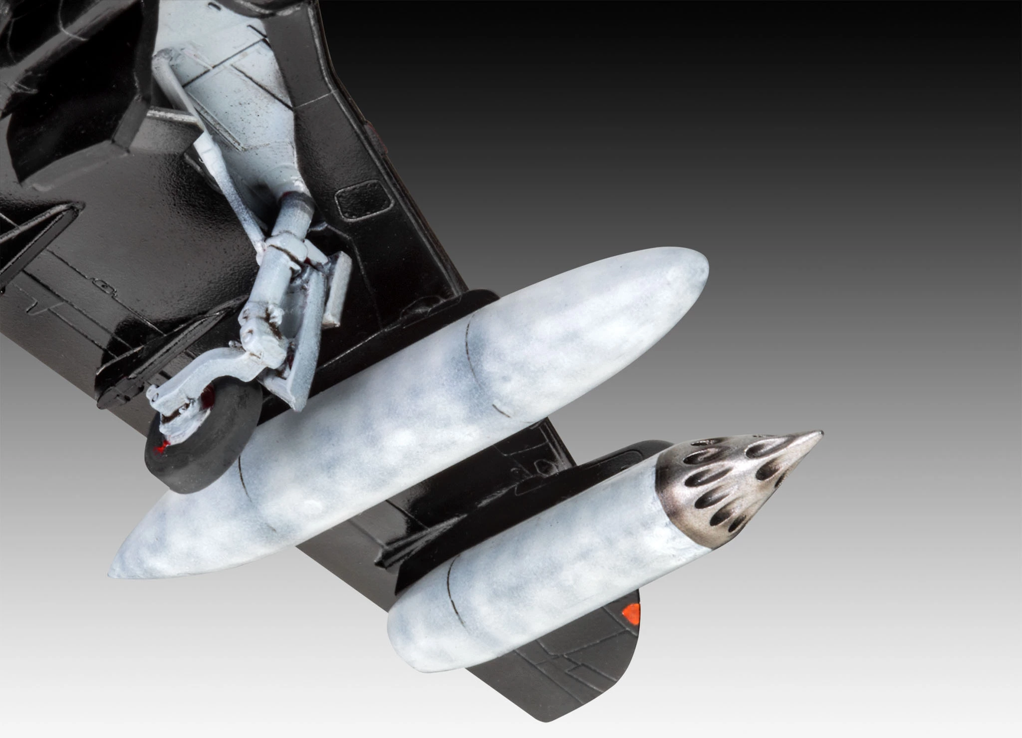 Revell 04970 BAe Hawk T.1 3 Revell 04970 BAe Hawk T.1 - Image 3