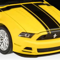 Revell 07652 2013 Ford Mustang Boss 302 -Revell 33626 rev07652 4