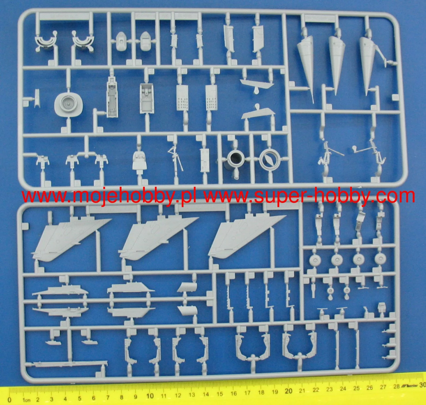 Revell 04971 Dassault Mirage F.1C/CT 10 Revell 04971 Dassault Mirage F.1C/CT - Image 10