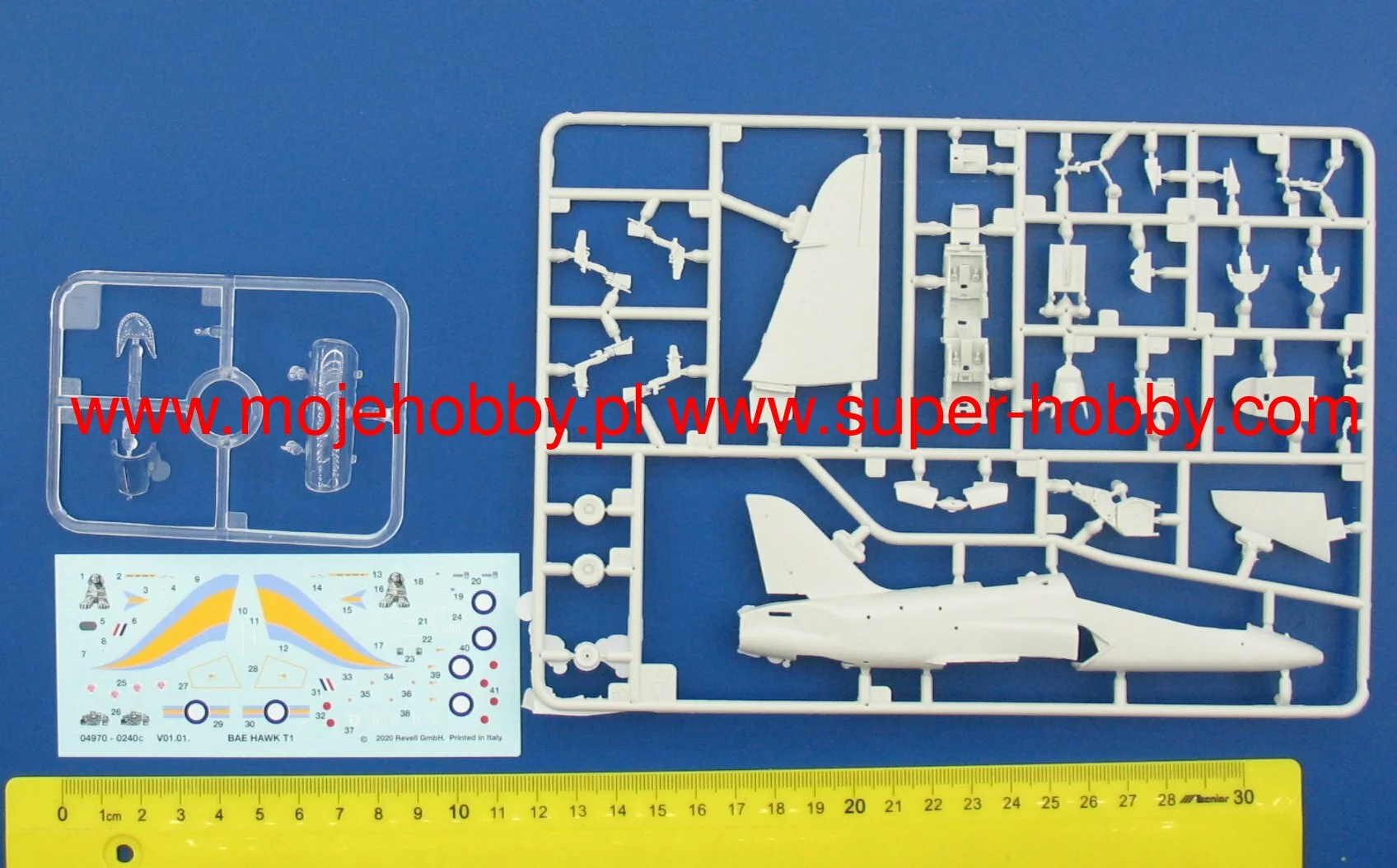 Revell 04970 BAe Hawk T.1 7 Revell 04970 BAe Hawk T.1 - Image 7