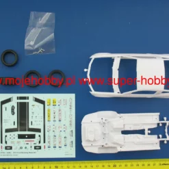 Revell 07652 2013 Ford Mustang Boss 302 -Revell 34769 1 rev07652 3