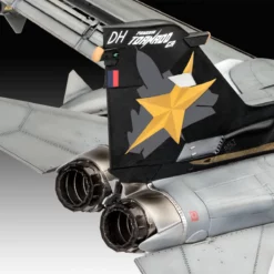 Revell 03853 Tornado GR.4 "Farewell" -Revell 34883 rev03853 3