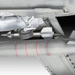 Revell 03853 Tornado GR.4 "Farewell" -Revell 34883 rev03853 5