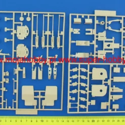 Revell 03296 Flakpanzer IV Wirbelwind 18 Revell 03296 Flakpanzer IV Wirbelwind -Revell 35607 1 rev03296 3