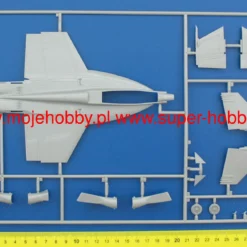 Revell 05677 F-14 + F/A-18E Top Gun 2 Movie Set -Revell 35607 1 rev05677 3