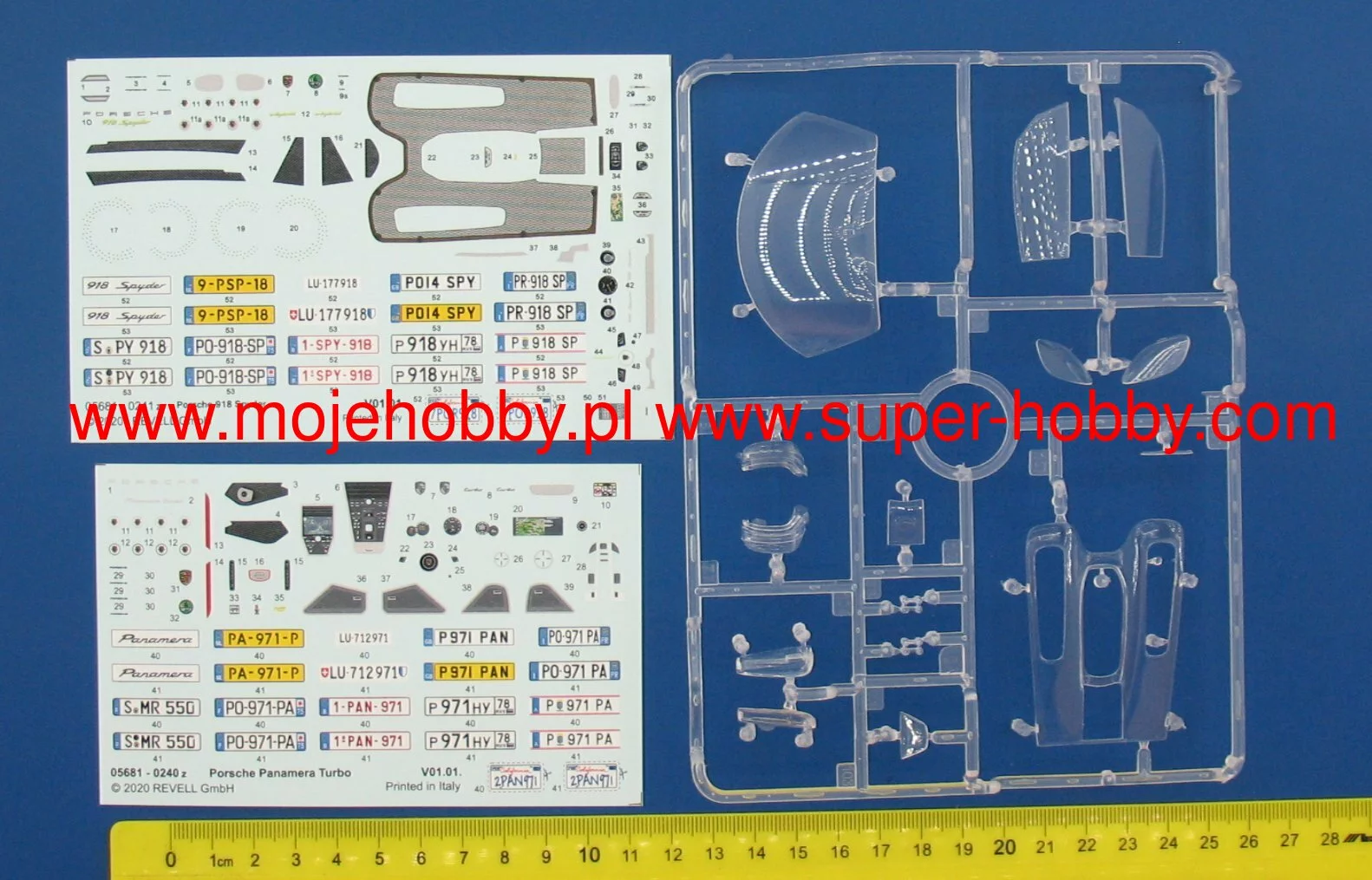 Revell 05681 Porsche Panamera And 918 Spyder Model Set 8 Revell 05681 Porsche Panamera And 918 Spyder Model Set - Image 8