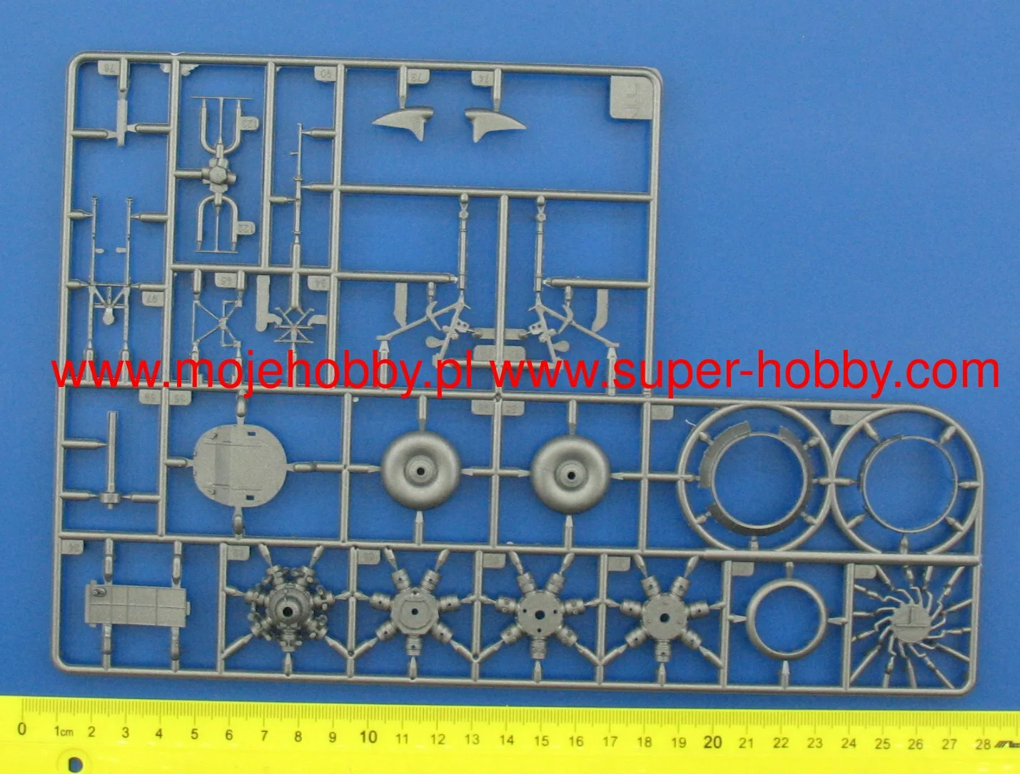 Revell 03854 Bristol Beaufighter IF Nightfighter 9 Revell 03854 Bristol Beaufighter IF Nightfighter - Image 9