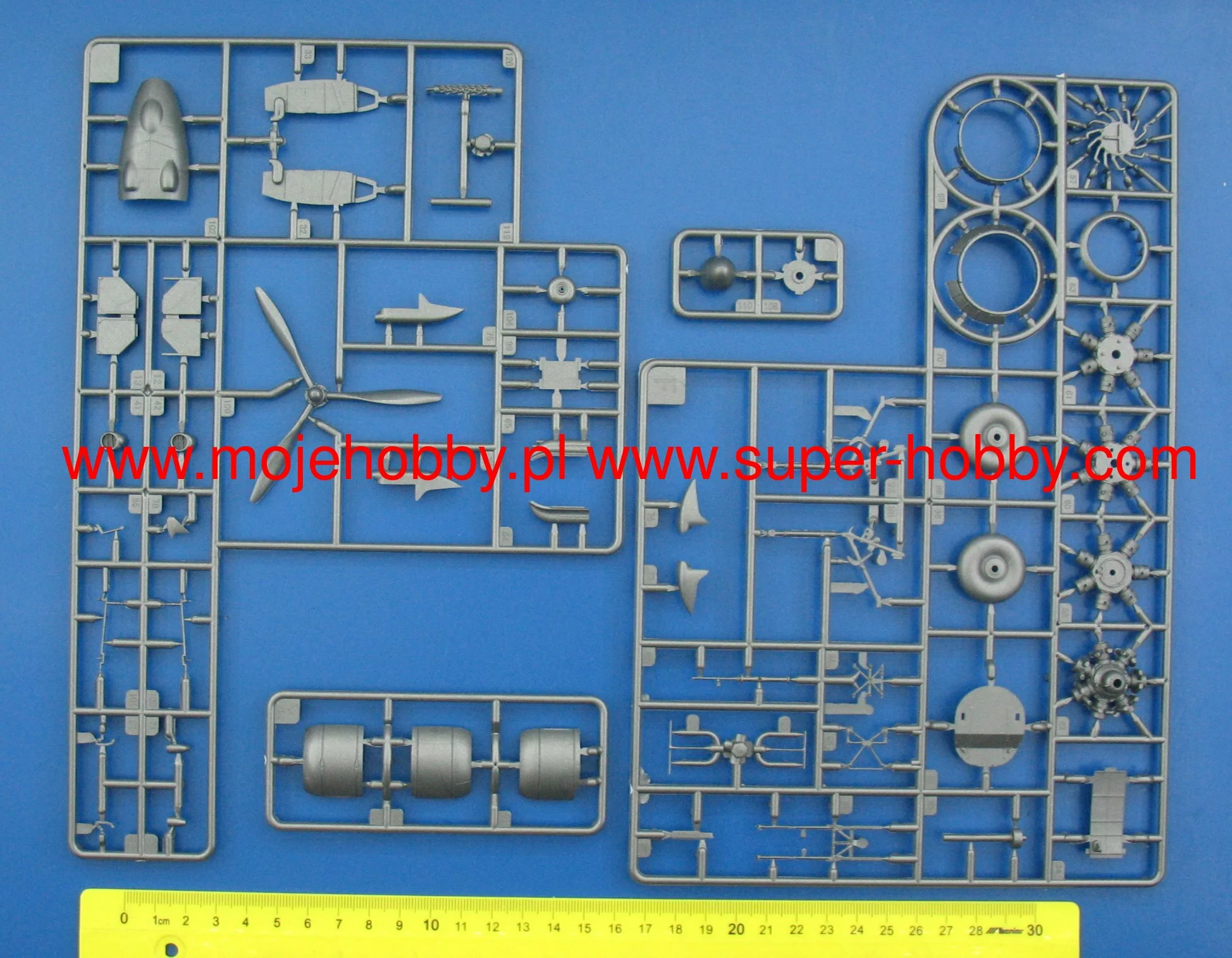 Revell 03854 Bristol Beaufighter IF Nightfighter 10 Revell 03854 Bristol Beaufighter IF Nightfighter - Image 10