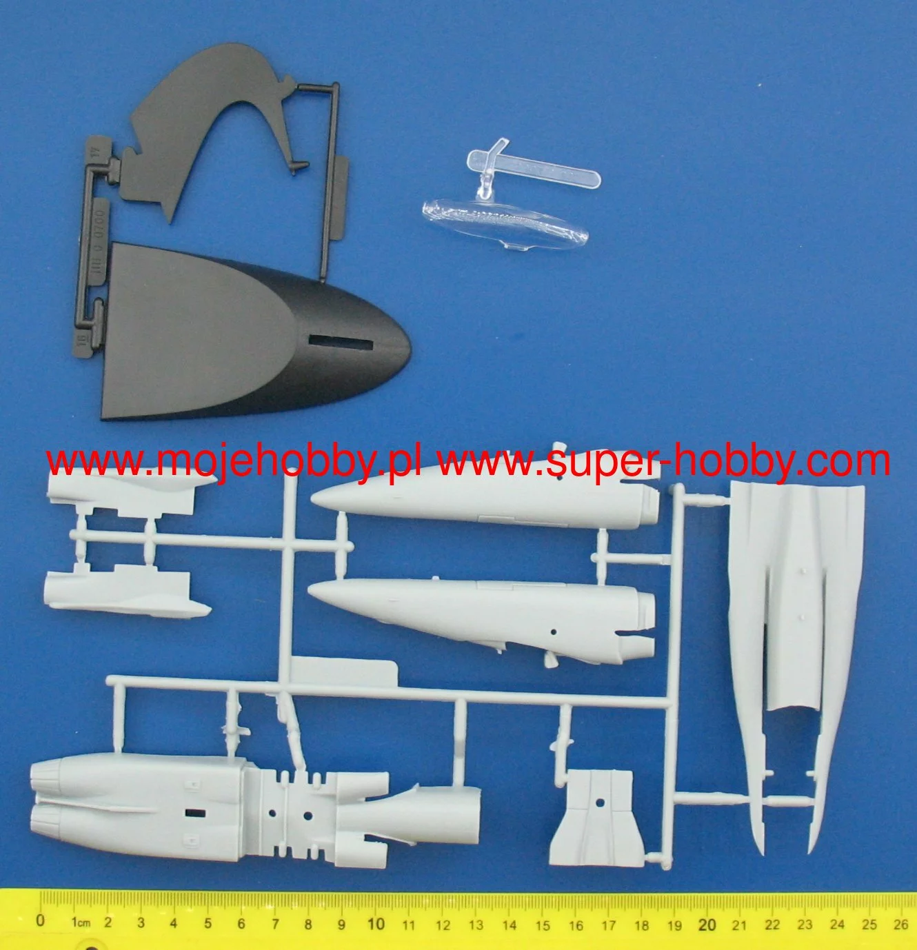 Revell 04965 Maverick's F/A-18 Hornet ‘Top Gun: Maverick’ Easy-click System 6 Revell 04965 Maverick's F/A-18 Hornet ‘Top Gun: Maverick’ Easy-click System - Image 6