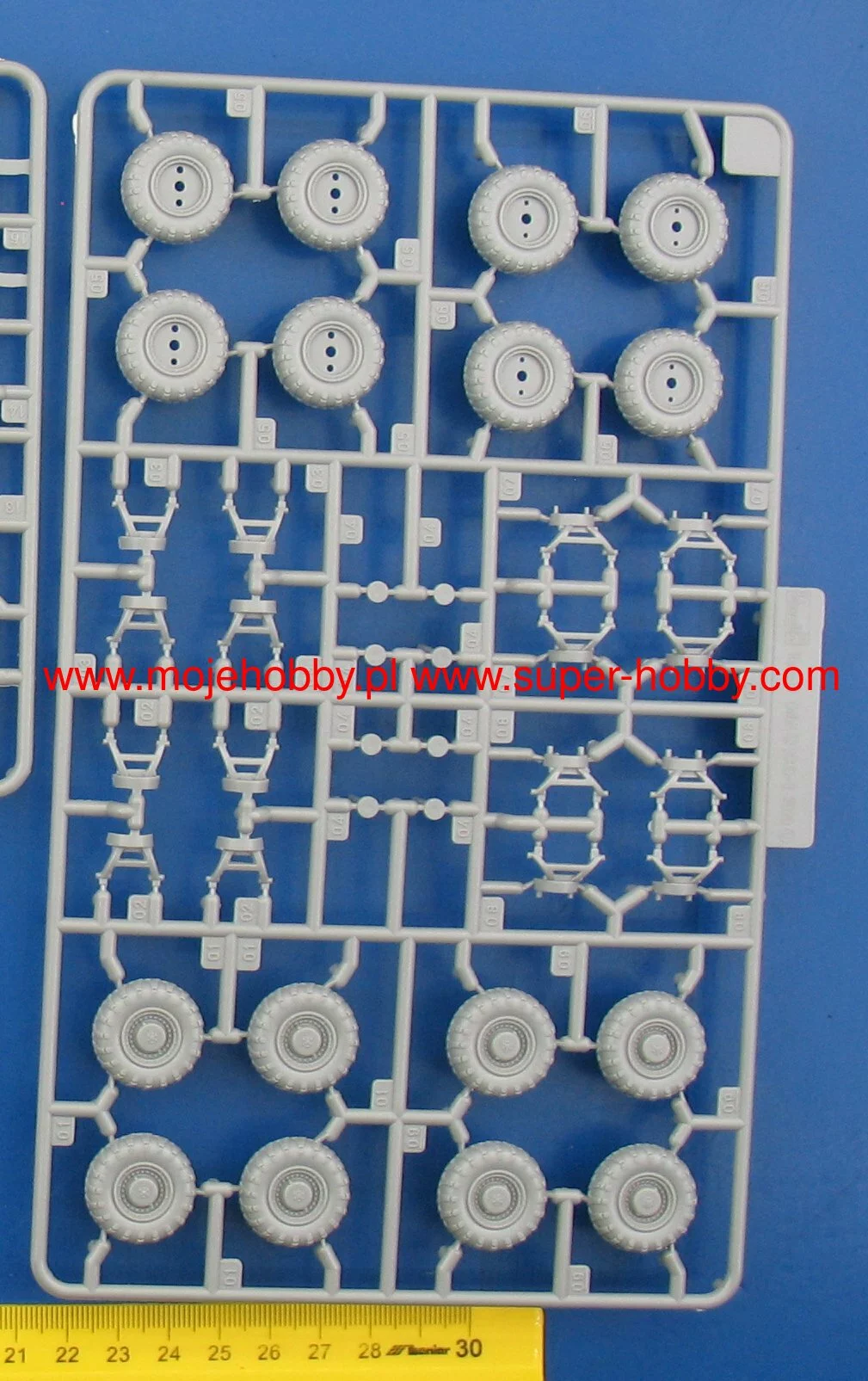 Revell 03332 SCUD-B 4 Revell 03332 SCUD-B - Image 4