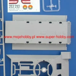 Revell 03319 T-34/85 18 Revell 03319 T-34/85 -Revell 38630 1 rev03319 2