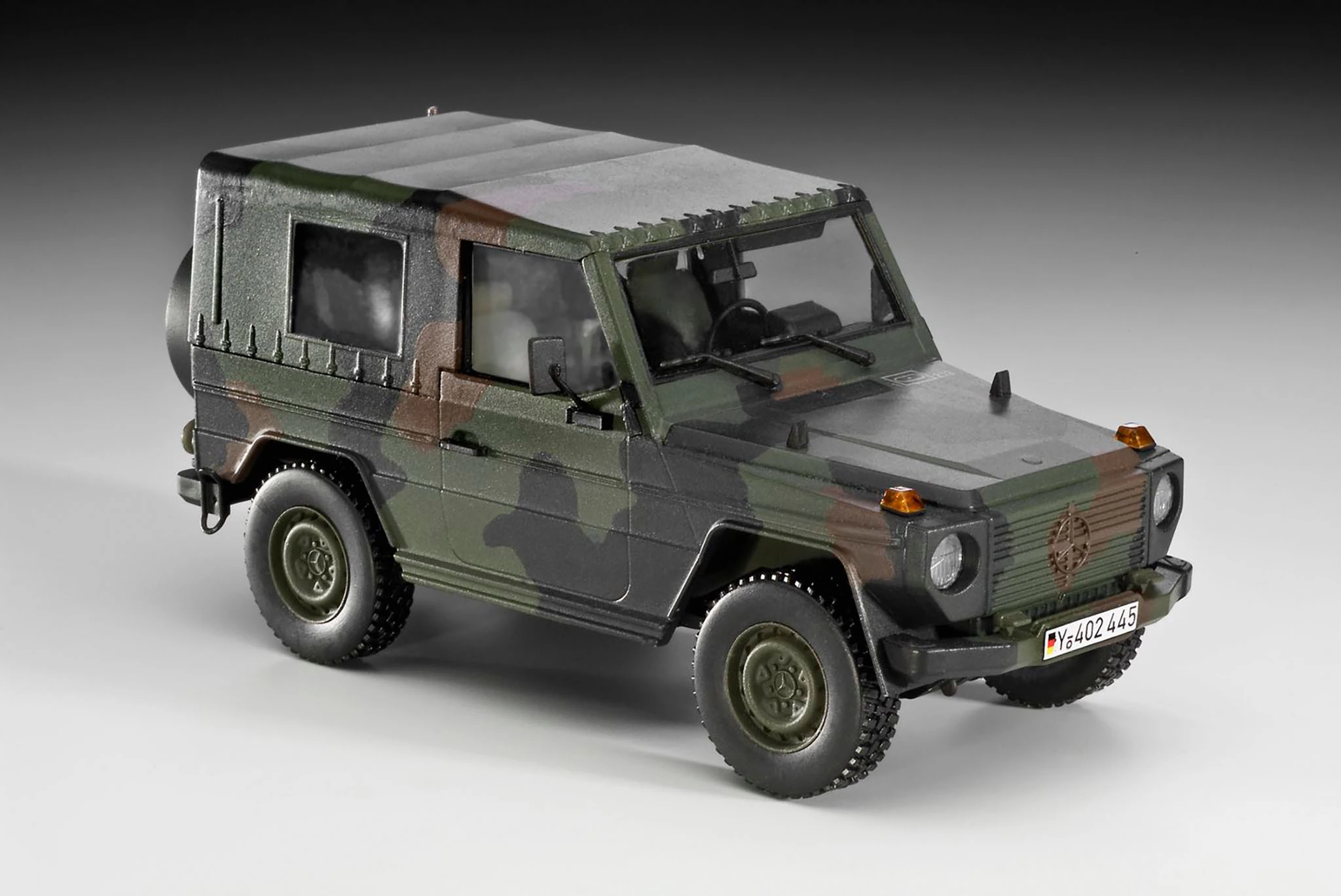 Revell 03277 Lkw Gl Leicht "Wolf" 2 Revell 03277 Lkw Gl Leicht "Wolf" - Image 2