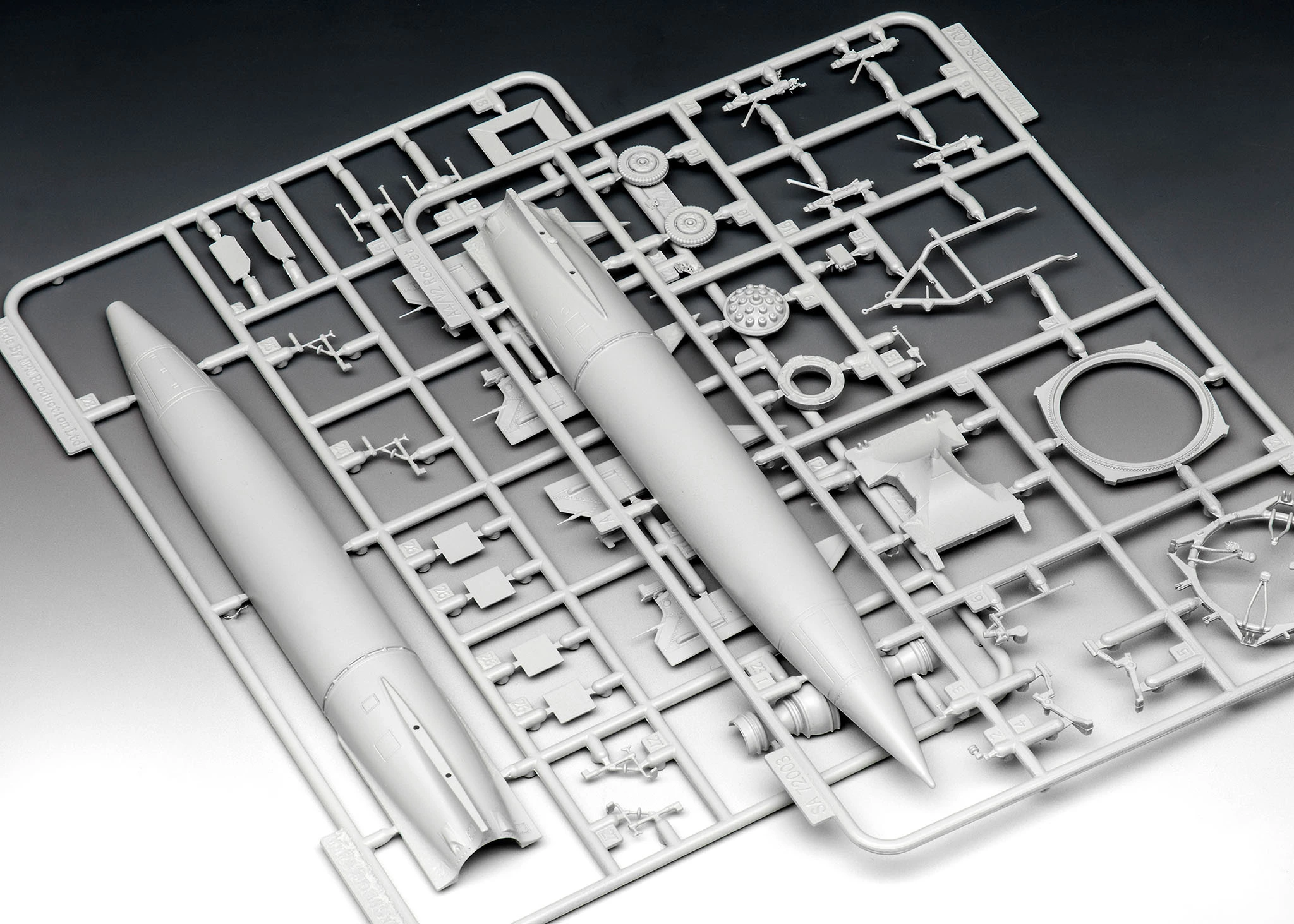 Revell 03309 German A4/V2 Rocket 6 Revell 03309 German A4/V2 Rocket - Image 6