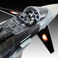 Revell 03884 Eurofighter "Ghost Tiger" -Revell 40674 03884 d03 eurofighter ghost tiger