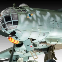 Revell 03913 Heinkel He-177A-5 Greif -Revell 40674 03913 d04 heinkel he177 a 5 greif