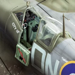 Revell 03927 Supermarine Spitfire Mk.IXc -Revell 40674 03927 d04 spitfiremkix