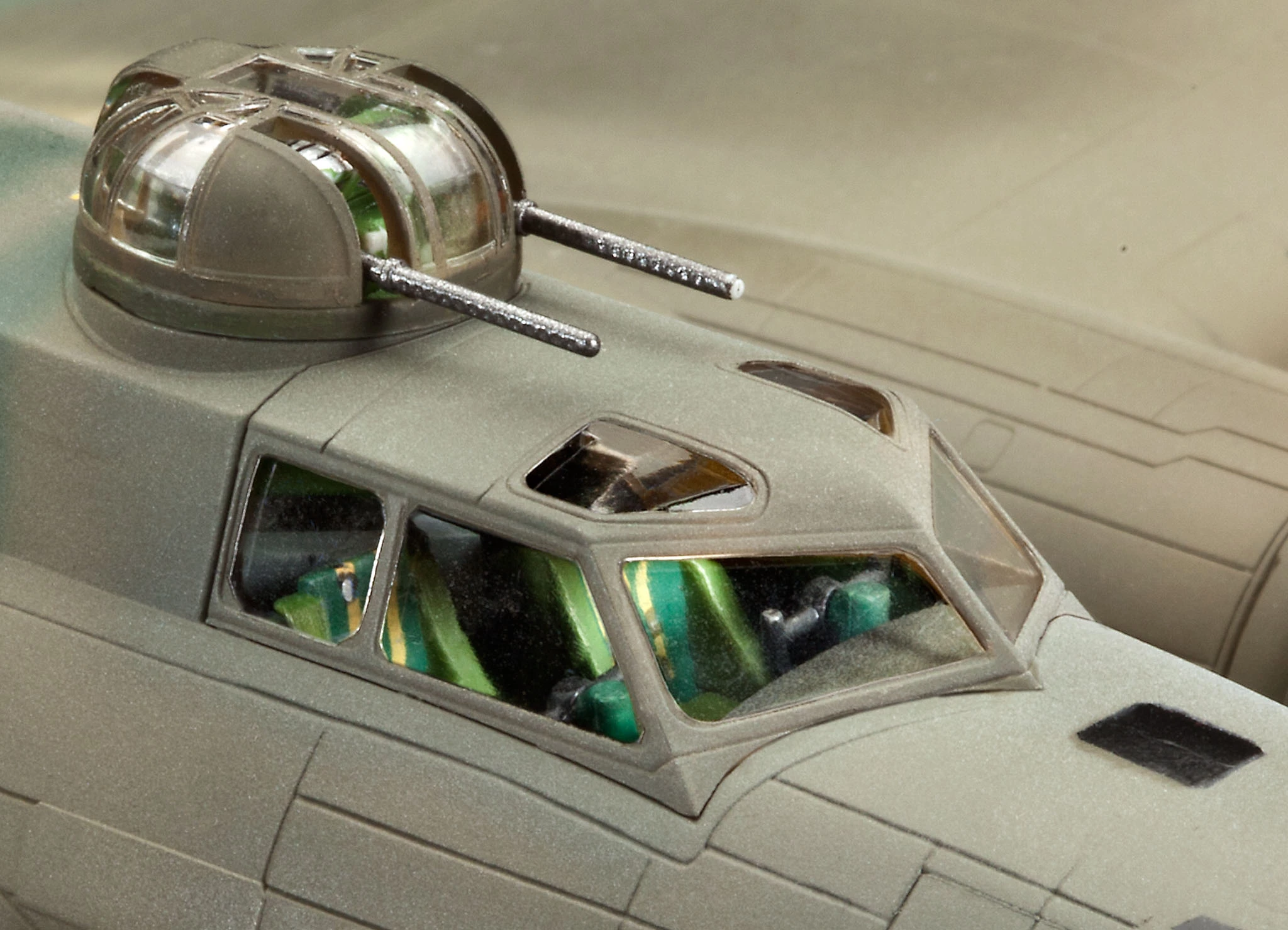 Revell 04279 B-17F Memphis Belle 3 Revell 04279 B-17F Memphis Belle - Image 3