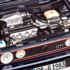 Revell 05694 35 Years Of The VW Golf GTi Pirelli -Revell 40675 05694 d04 vw golf gti pirelli 1983