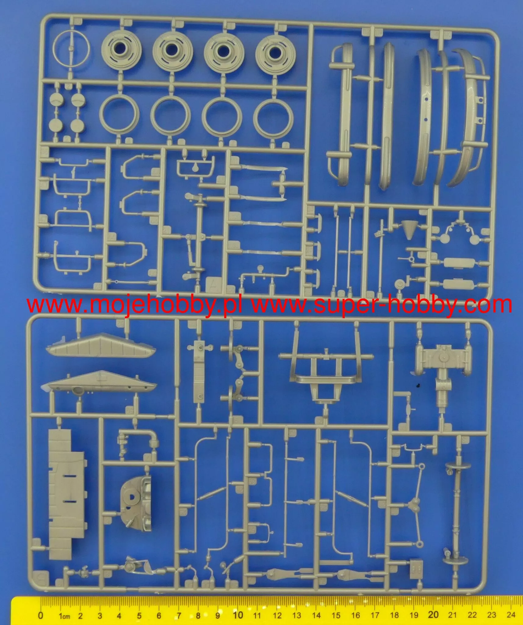 Revell 07677 VW T1 "Dr. Oetker" 10 Revell 07677 VW T1 "Dr. Oetker" - Image 10