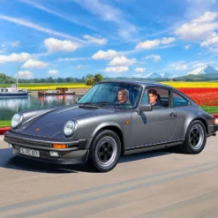 Revell 07688 Porsche 911 Carrera 3.2 Coupé (G-Model)