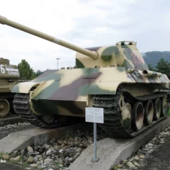 Revell 03273 Geschenkset Panther Ausf. D - Gift Set -Revell 41963 rev03273 6