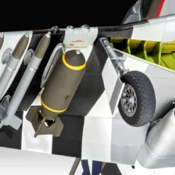 Revell 03838 P-51D-15-NA Mustang Late Version -Revell 41963 rev03838 6