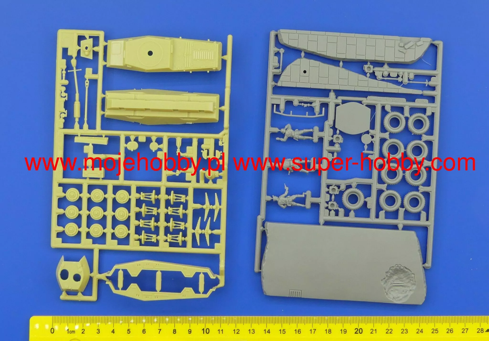 Revell 03298 Sd.Kfz. 234/2 Puma - First Diorama Set 6 Revell 03298 Sd.Kfz. 234/2 Puma - First Diorama Set - Image 6