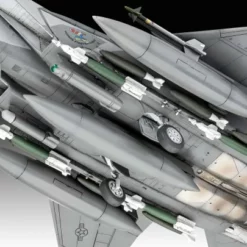 Revell 63841 F-15E Strike Eagle Model Set -Revell 45918 03841 f 15e strike eagle 09
