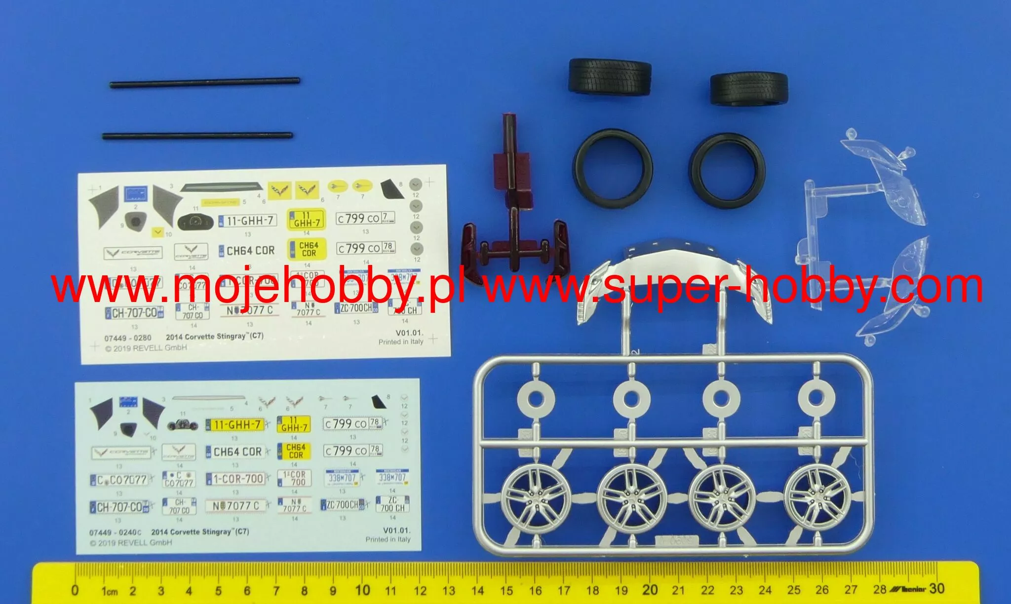 Revell 07825 2014 Corvette Stingray "Promotion Box" Easy-click System - Model Kit 7 Revell 07825 2014 Corvette Stingray "Promotion Box" Easy-click System - Model Kit - Image 7