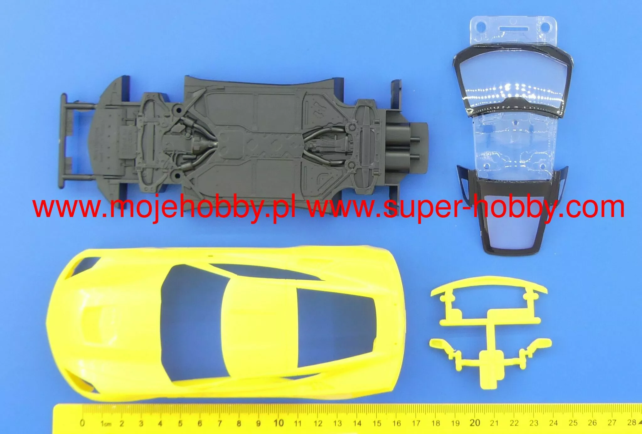 Revell 07825 2014 Corvette Stingray "Promotion Box" Easy-click System - Model Kit 9 Revell 07825 2014 Corvette Stingray "Promotion Box" Easy-click System - Model Kit - Image 9