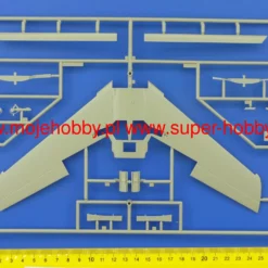 Revell 03832 F-86D "Dog Sabre" -Revell 47306 1 rev03832 2