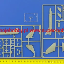 Revell 03833 Hawker Hunter FGA.9 -Revell 47306 1 rev03833 2