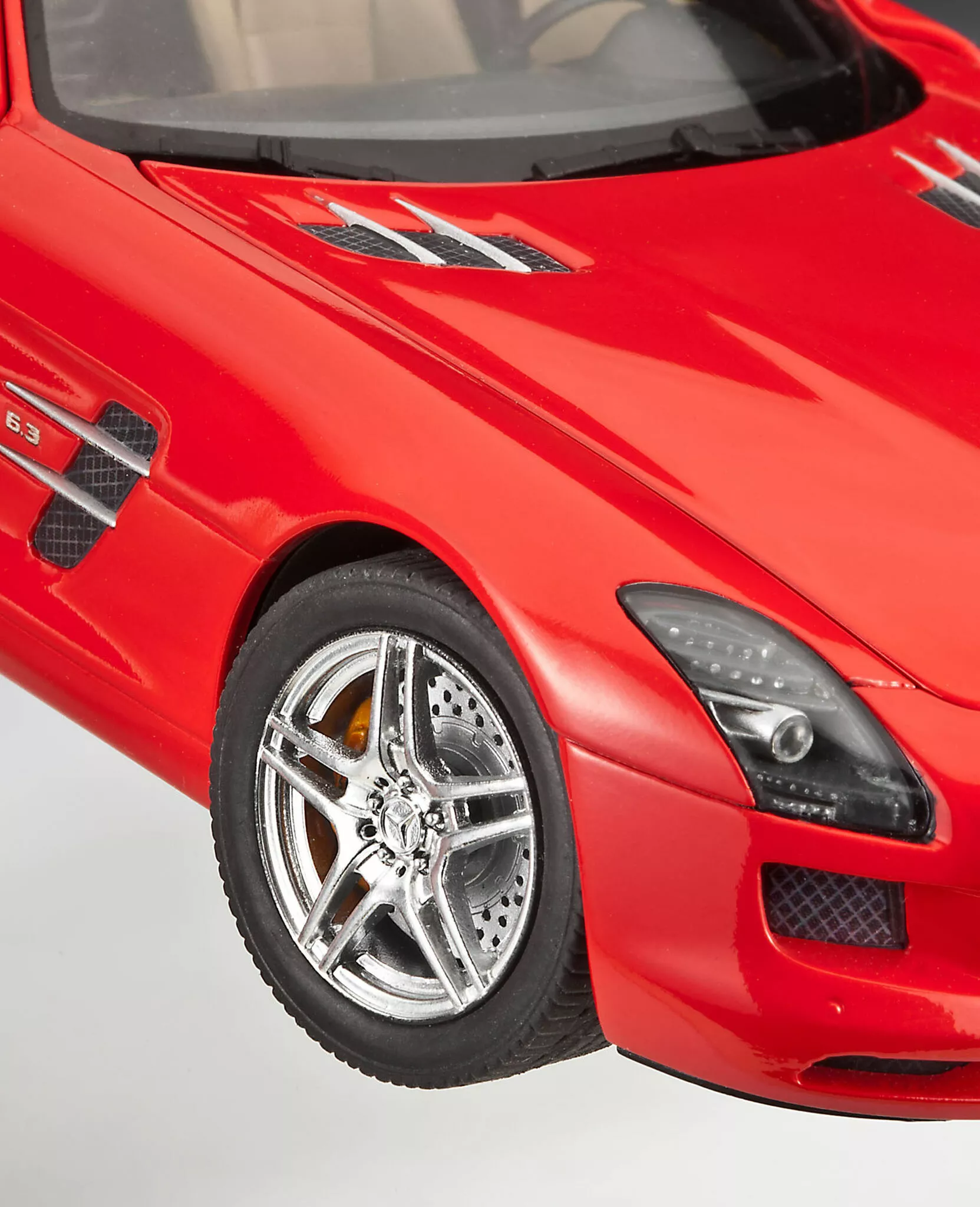 Revell 07100 Mercedes-Benz SLS AMG 6 Revell 07100 Mercedes-Benz SLS AMG - Image 6