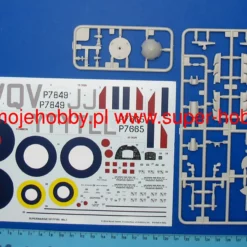 Revell 03986 Spitfire Mk.II -Revell 4868 1 rev03986 2