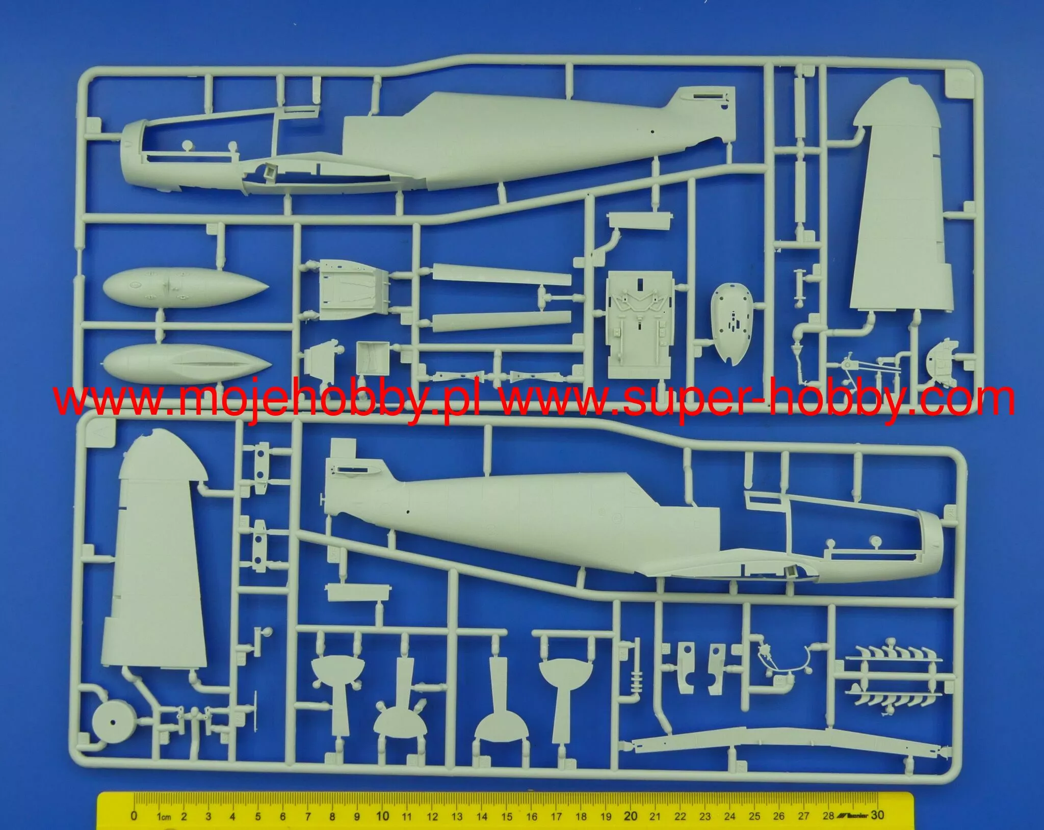 Revell 03829 Messerschmitt Bf109G-2/4 10 Revell 03829 Messerschmitt Bf109G-2/4 - Image 10